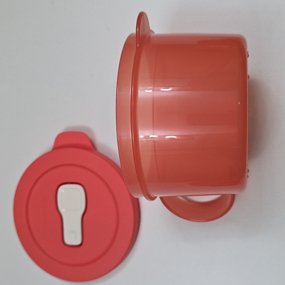 Tupperware Soup Mugs with Lids - Set Of 2 - Picture 7 of 7